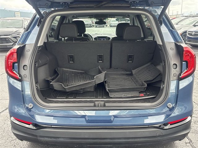 Certified 2024 GMC Terrain SLE w/ Driver Convenience Package FWD image 24