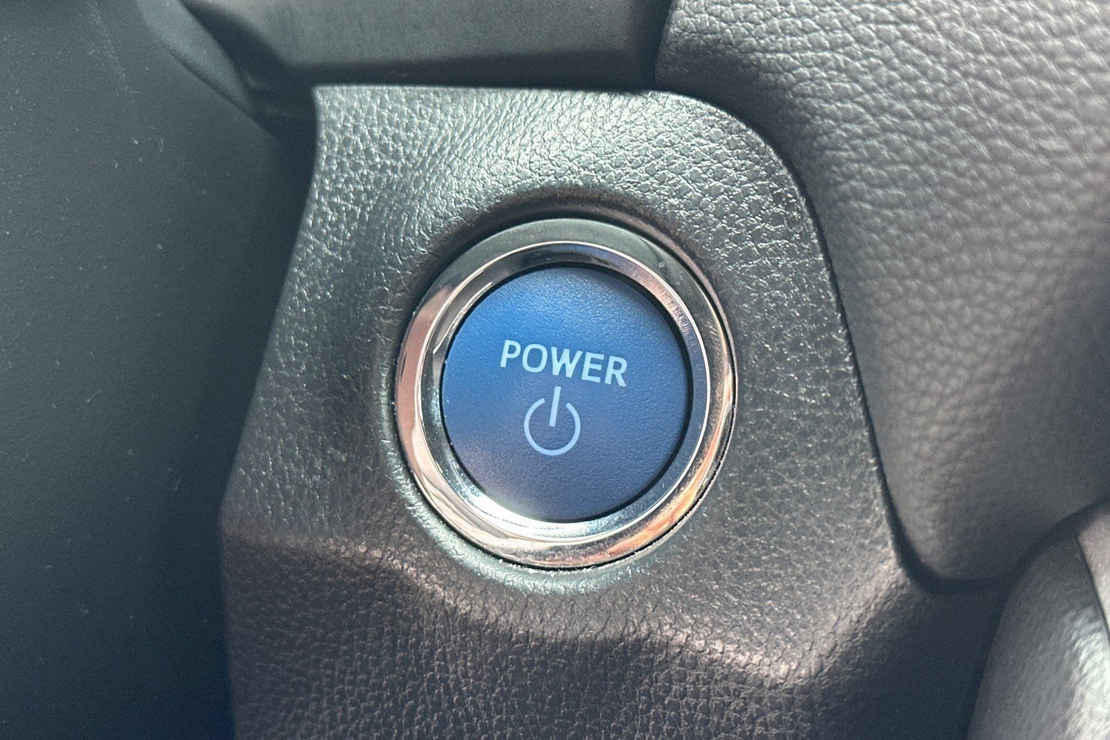 Used 2021 Toyota RAV4 XSE AWD/4WD image 24