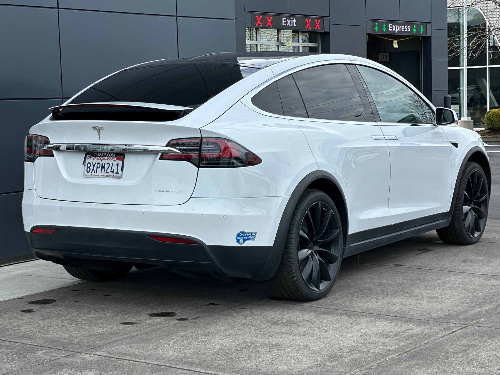 Used 2020 Tesla Model X Long Range image 3