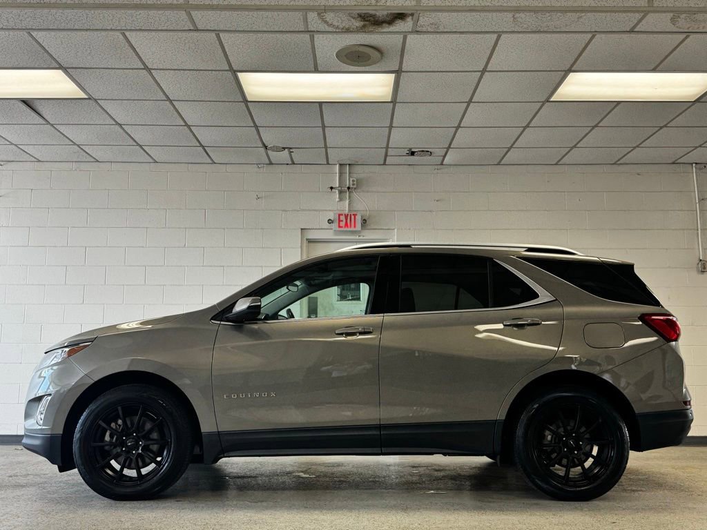 Used 2018 Chevrolet Equinox LT w/ Sun & Infotainment Package image 10