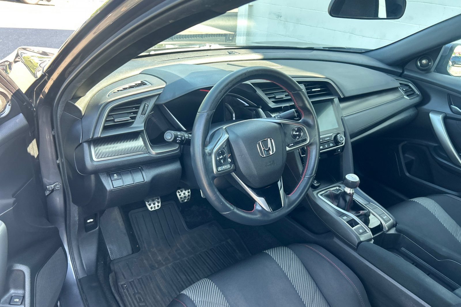 Used 2019 Honda Civic Si image 9