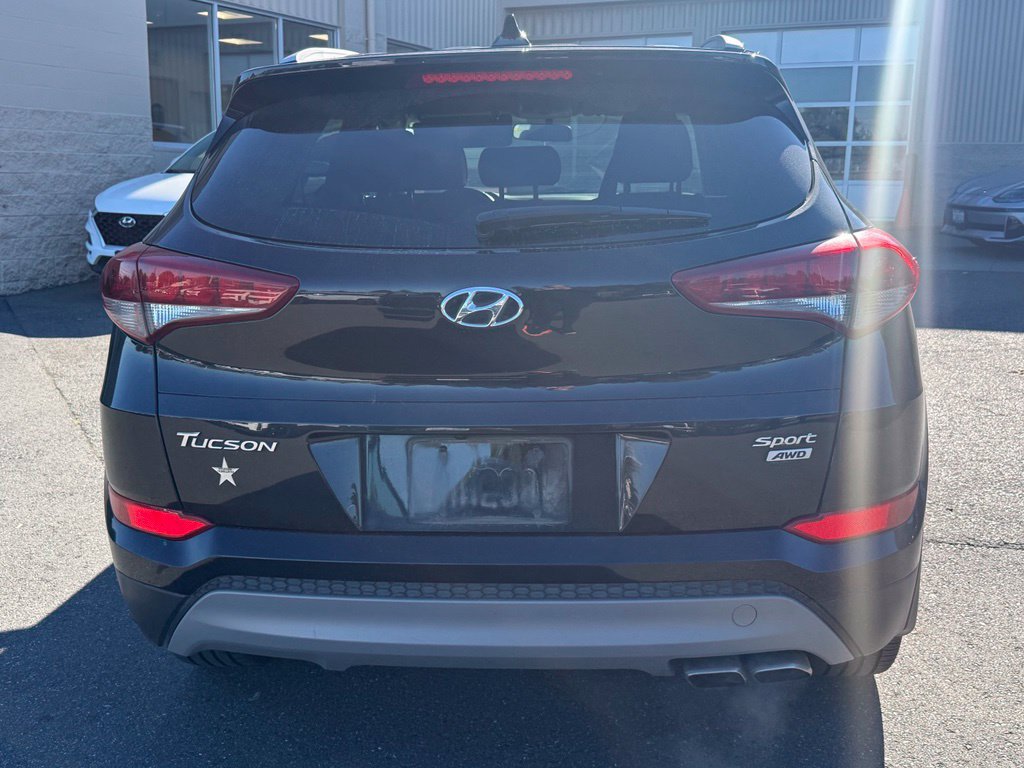 Used 2018 Hyundai Tucson Sport AWD/4WD image 3