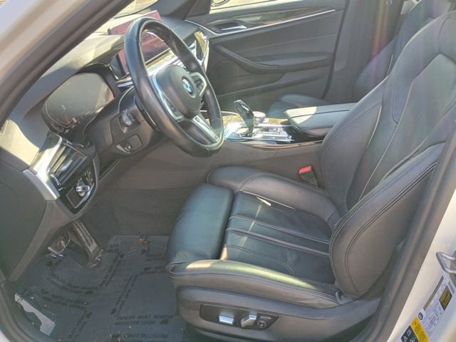 Used 2021 BMW 540i xDrive w/ M Sport Package image 26