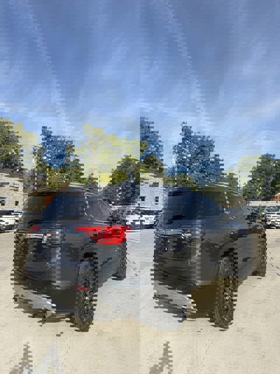 Used 2019 GMC Acadia SLT w/ LPO, Floor Liner Package image 6