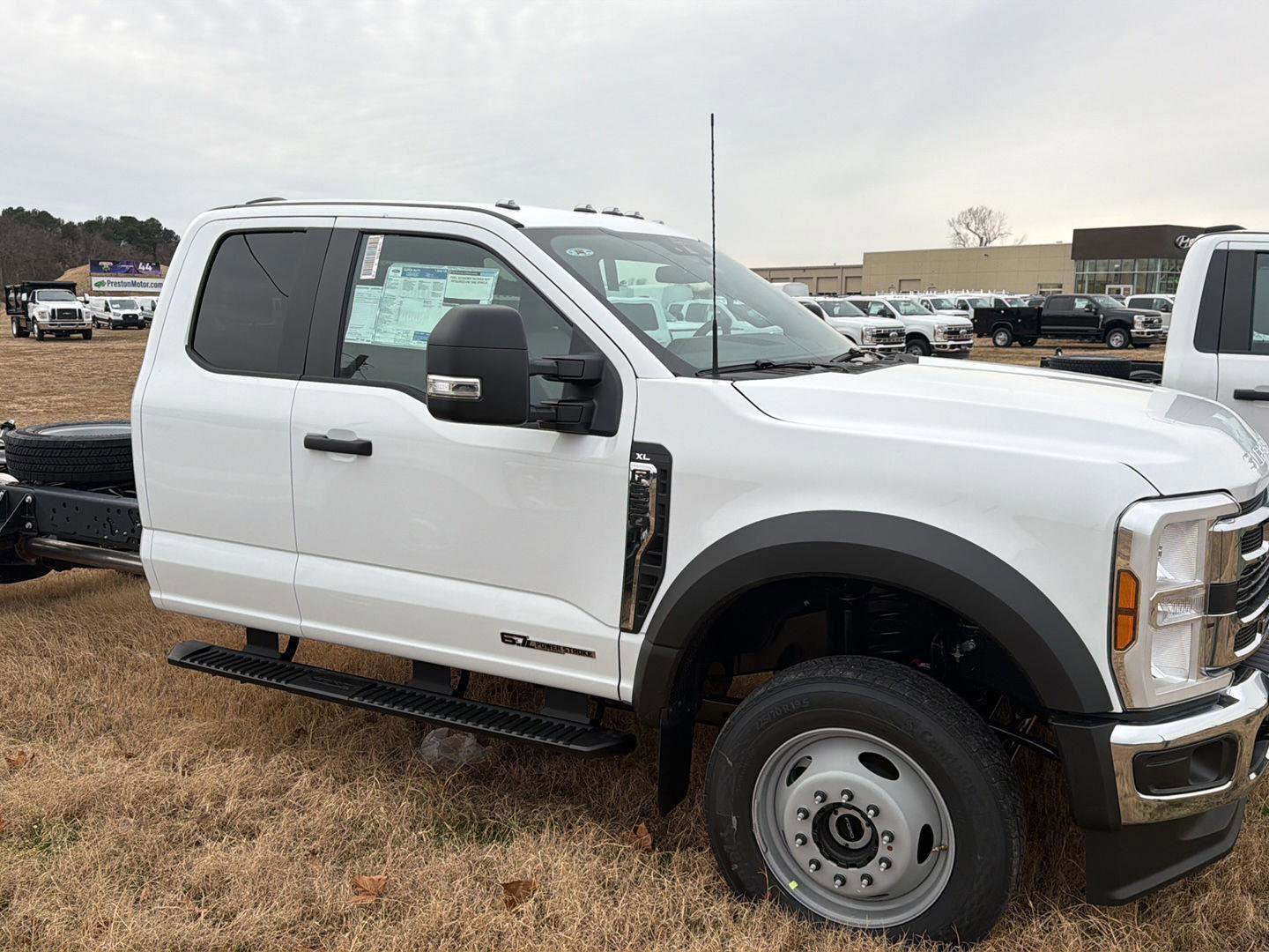 New 2026 Ford F550 4x4 SuperCab Super Duty image 10