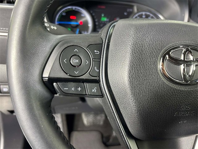 Used 2022 Toyota Venza XLE image 17