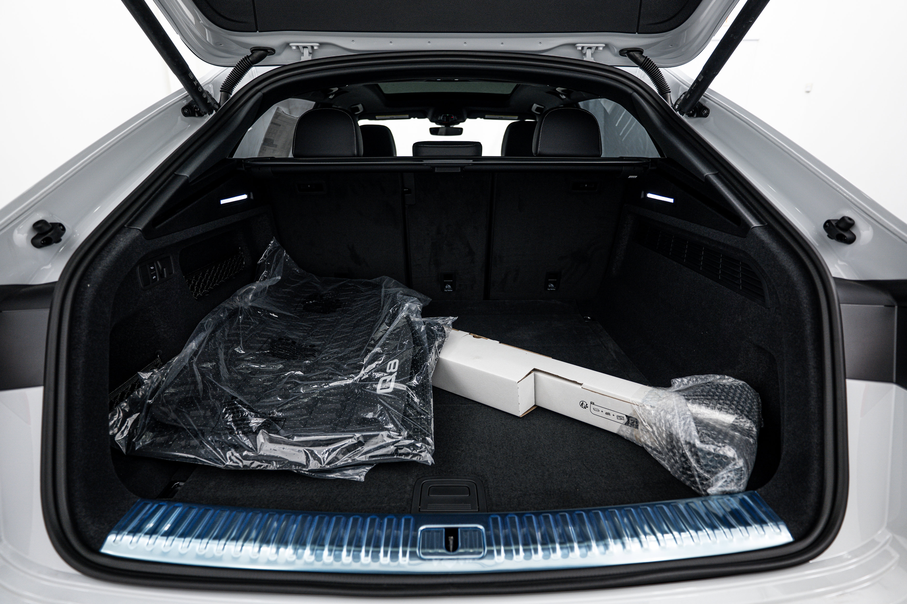 New 2026 Audi Q8 Premium Plus AWD/4WD image 18