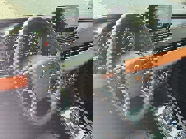 Used 2025 Mitsubishi Outlander SEL image 15