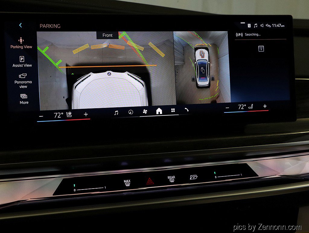 Used 2026 BMW 750e xDrive image 24