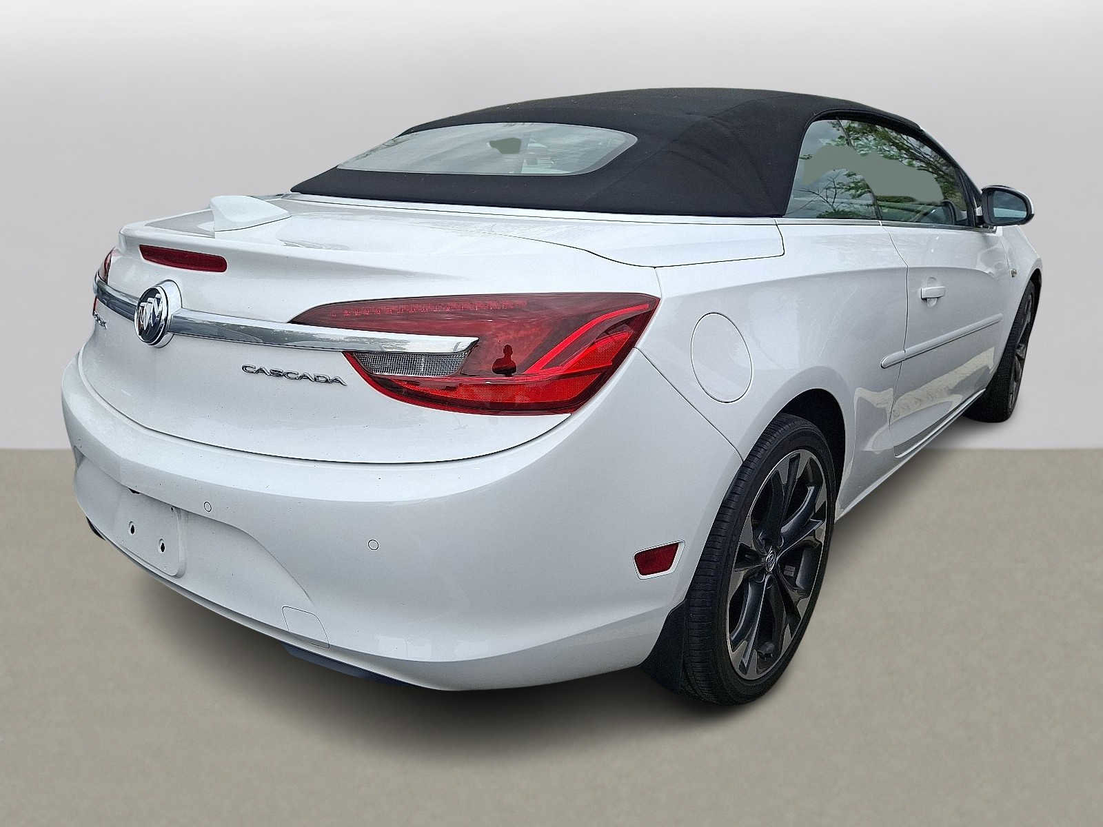 Used 2018 Buick Cascada Premium FWD image 3