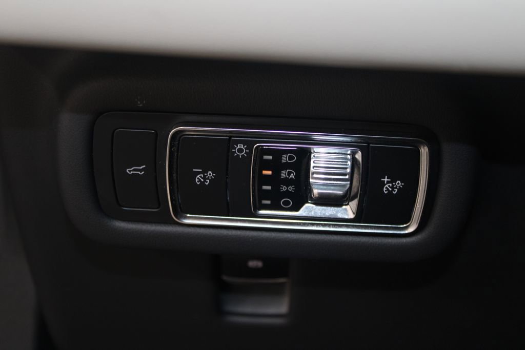 Used 2024 Lincoln Nautilus Reserve image 41