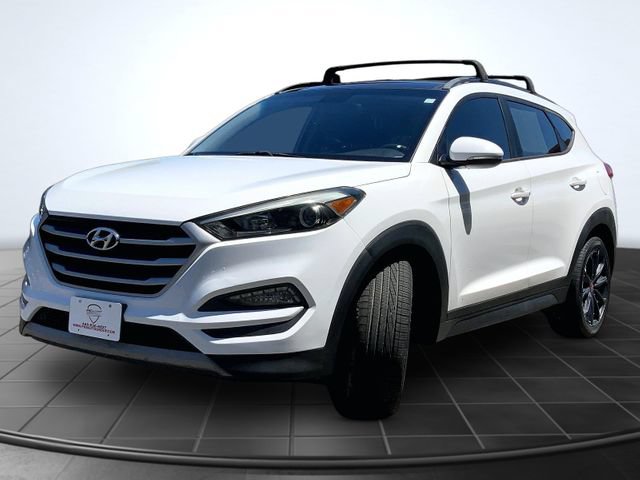 Used 2017 Hyundai Tucson Night FWD image 4