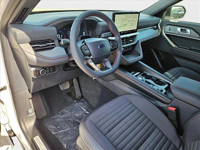 New 2025 Ford Explorer ST-Line image 3