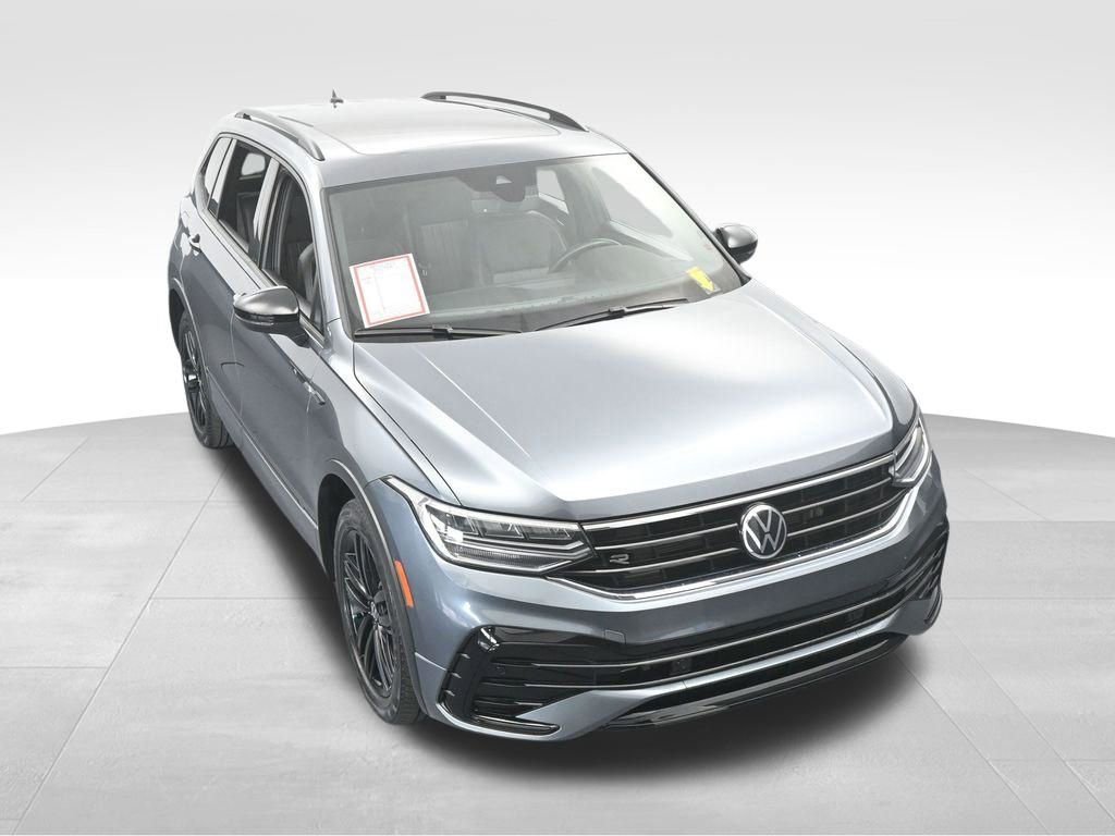 Used 2022 Volkswagen Tiguan SE R-Line AWD/4WD image 61
