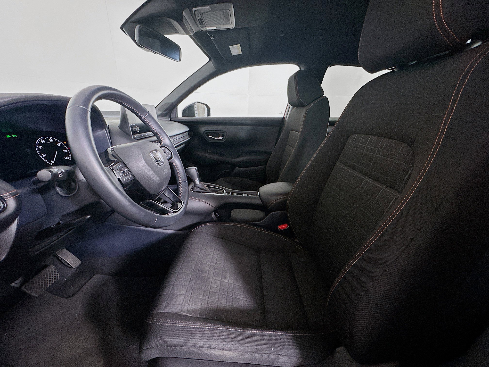 Used 2023 Honda HR-V Sport image 13