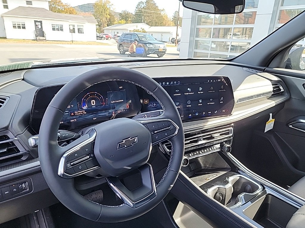 New 2026 Chevrolet Traverse LT w/ Midnight/Sport Edition image 9