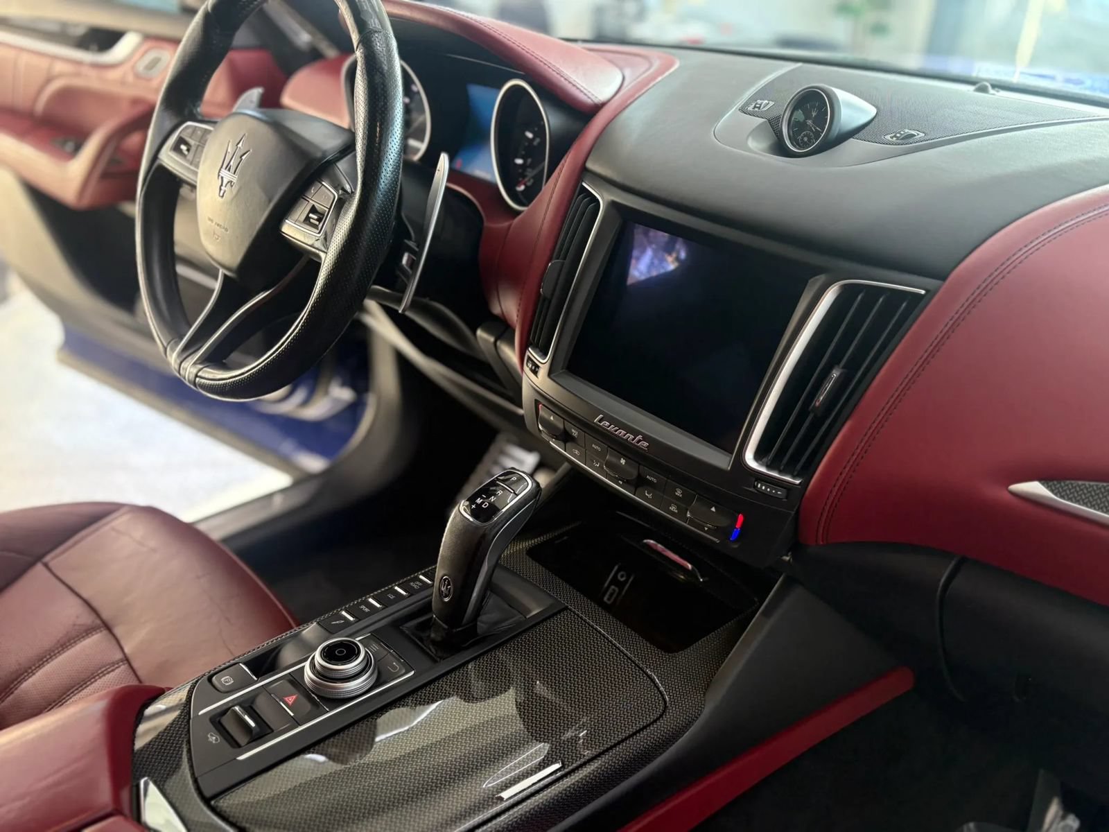 Used 2019 Maserati Levante GranSport AWD/4WD image 18