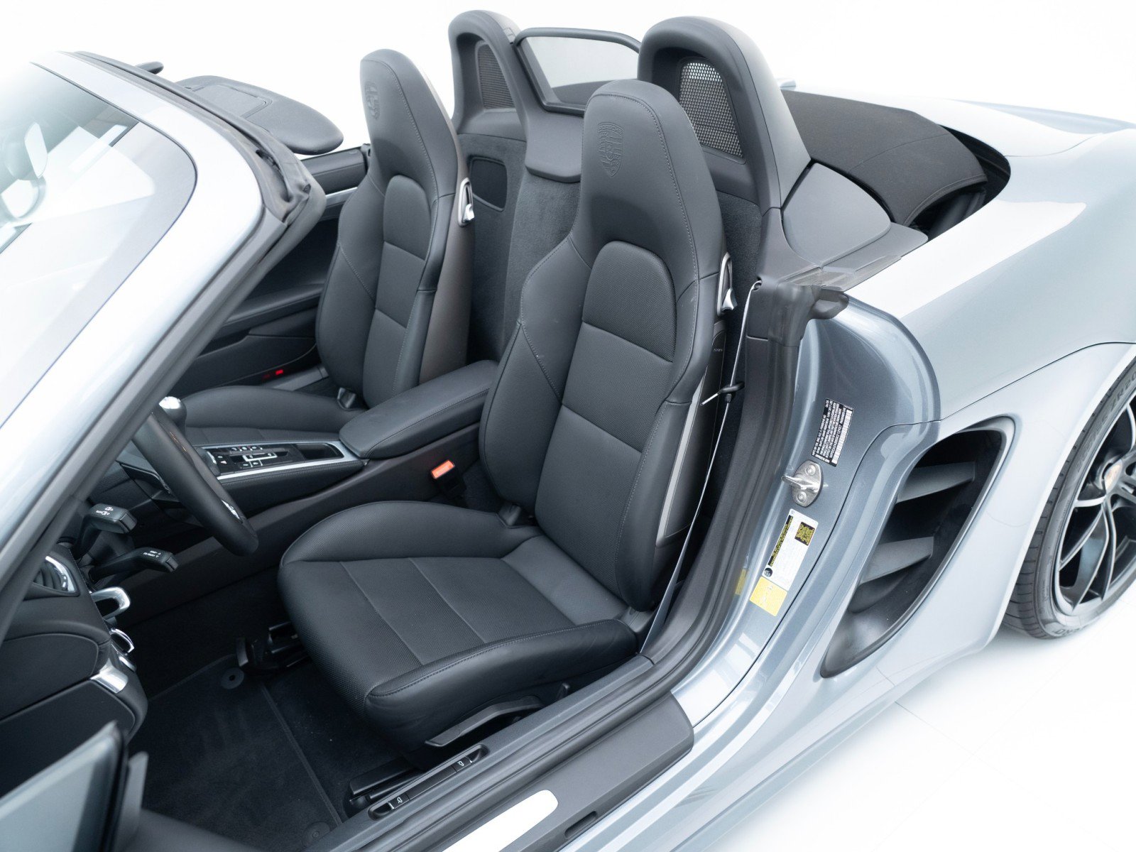 Certified 2025 Porsche 718 Boxster image 5