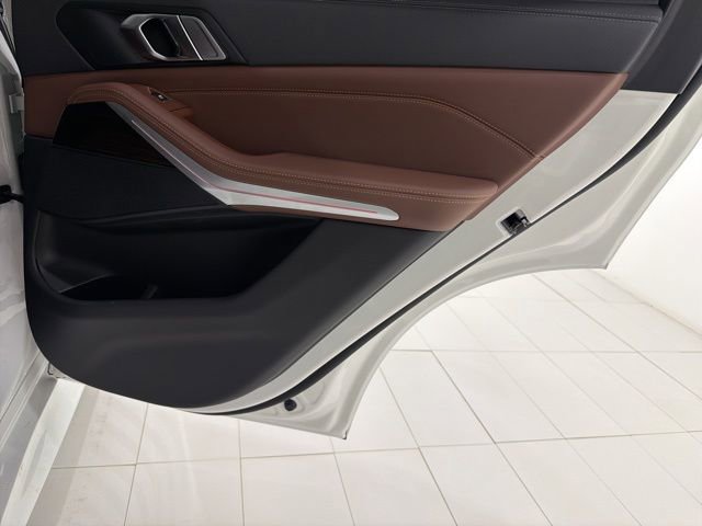 Certified 2023 BMW X5 xDrive45e w/ Executive Package image 21