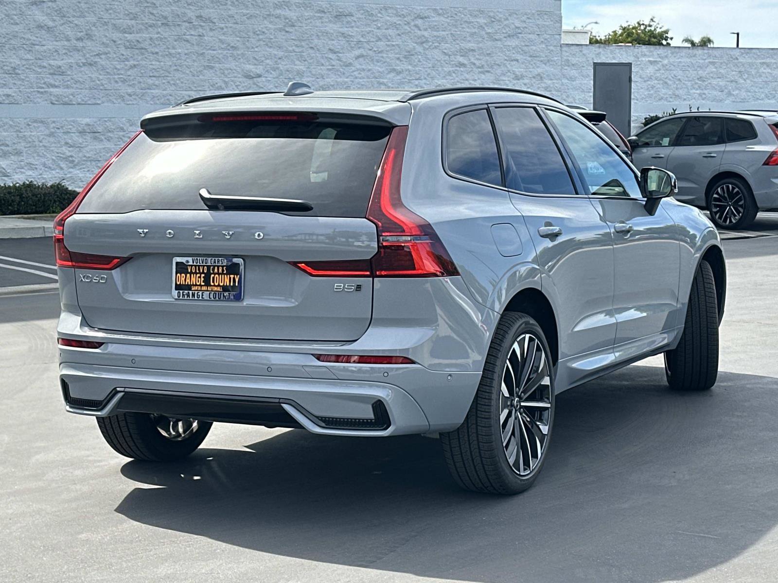 New 2026 Volvo XC60 B5 Ultra w/ Climate Package AWD/4WD image 6