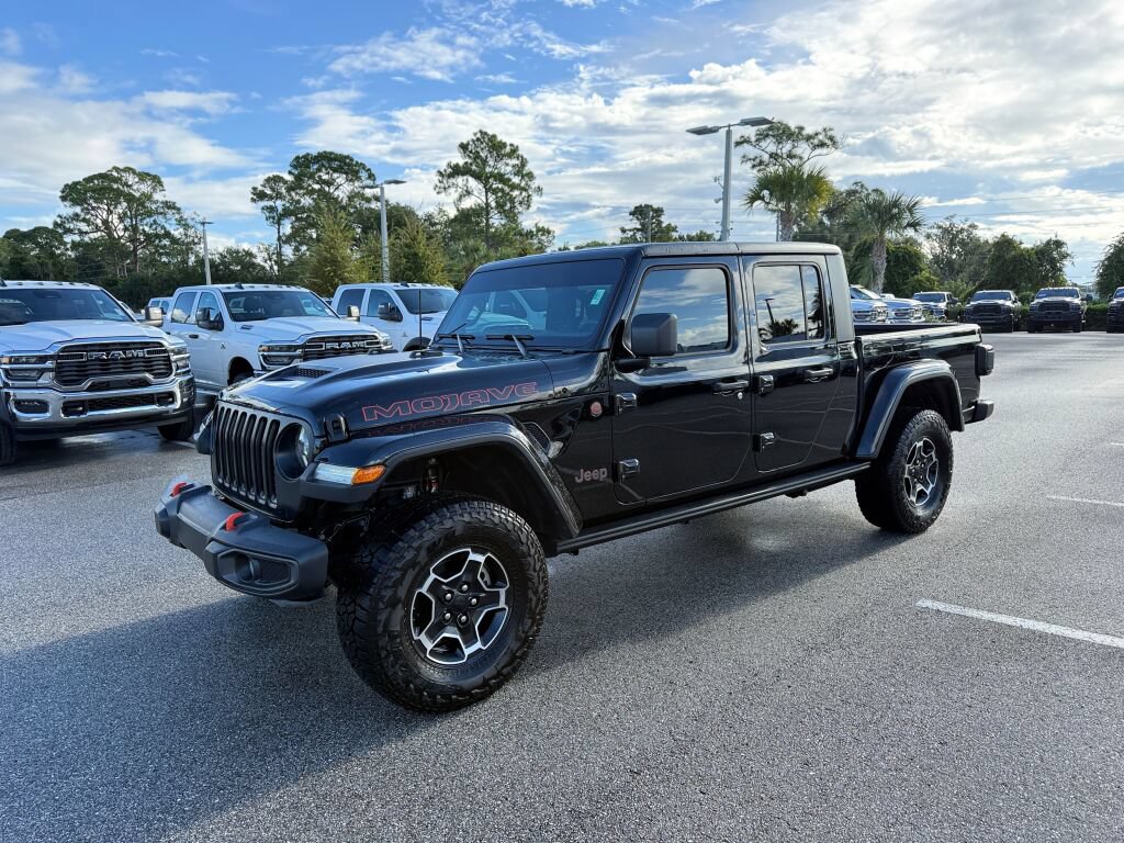 Used 2023 Jeep Gladiator Mojave w/ LED Lighting Group AWD/4WD image 7