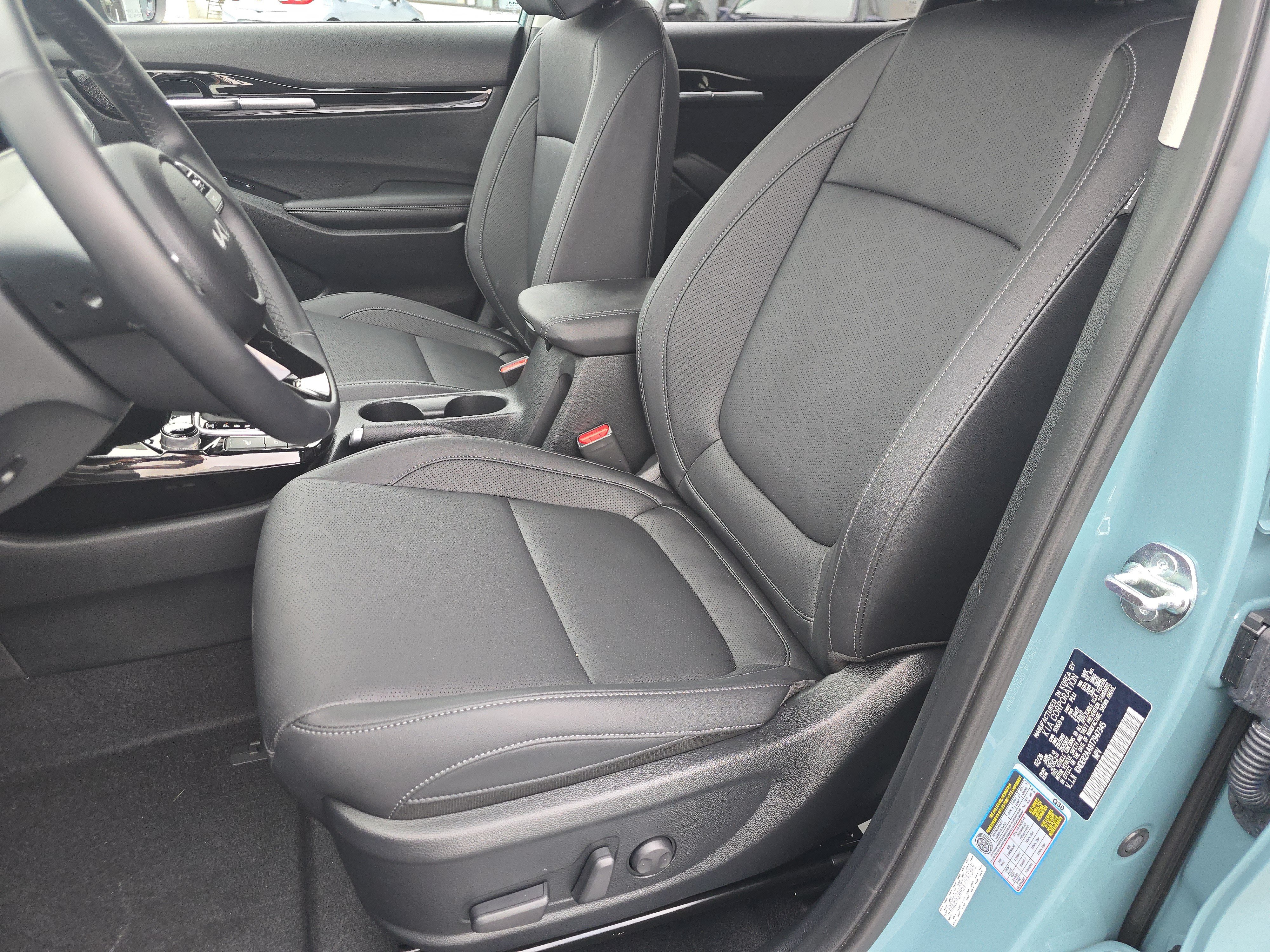 Used 2026 Kia Seltos EX FWD image 20