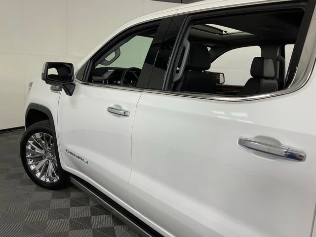 Used 2023 GMC Sierra 1500 Denali w/ Technology Package AWD/4WD image 42