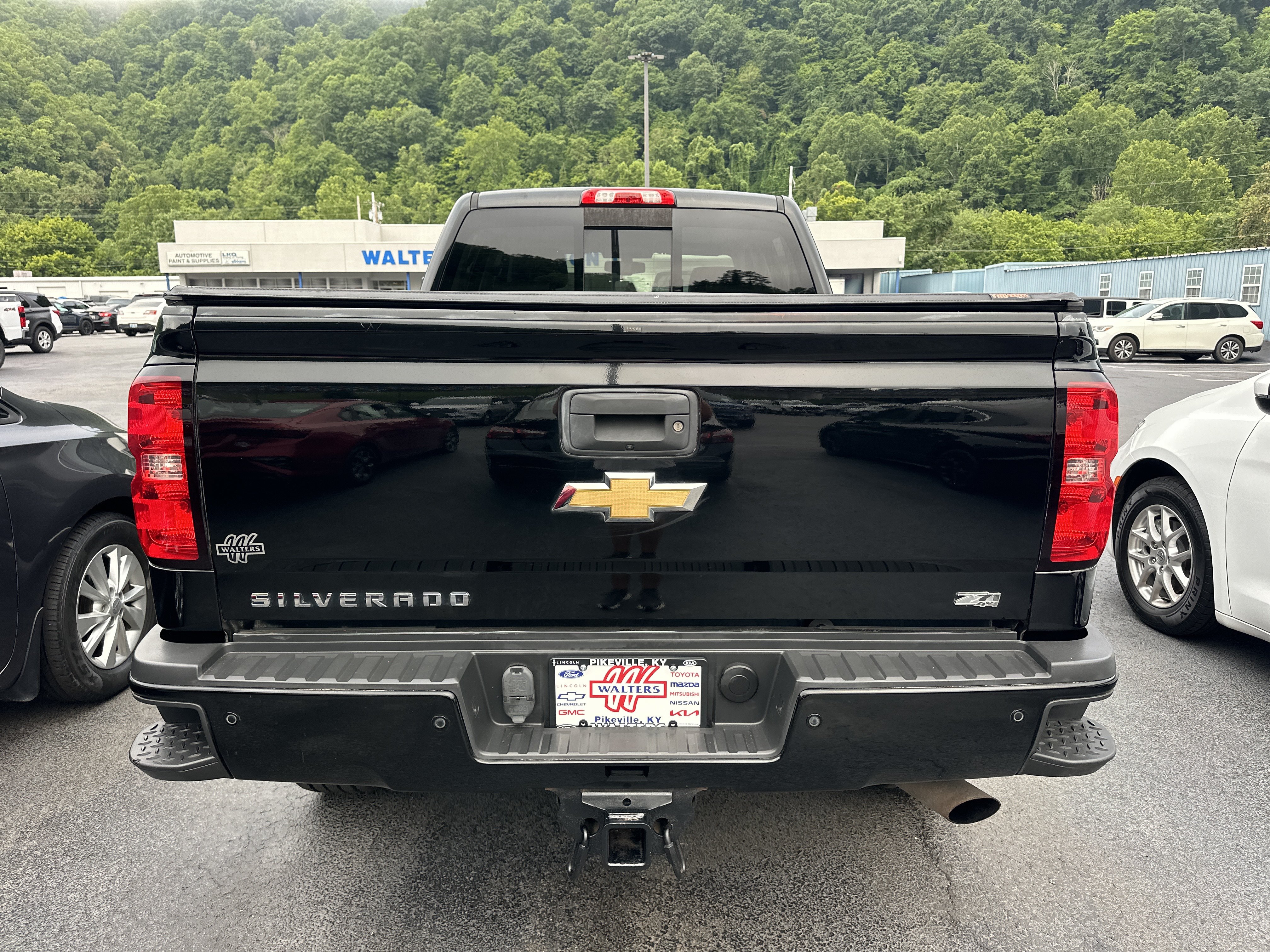 Used 2016 Chevrolet Silverado 2500 LTZ w/ Custom Sport Edition AWD/4WD image 3