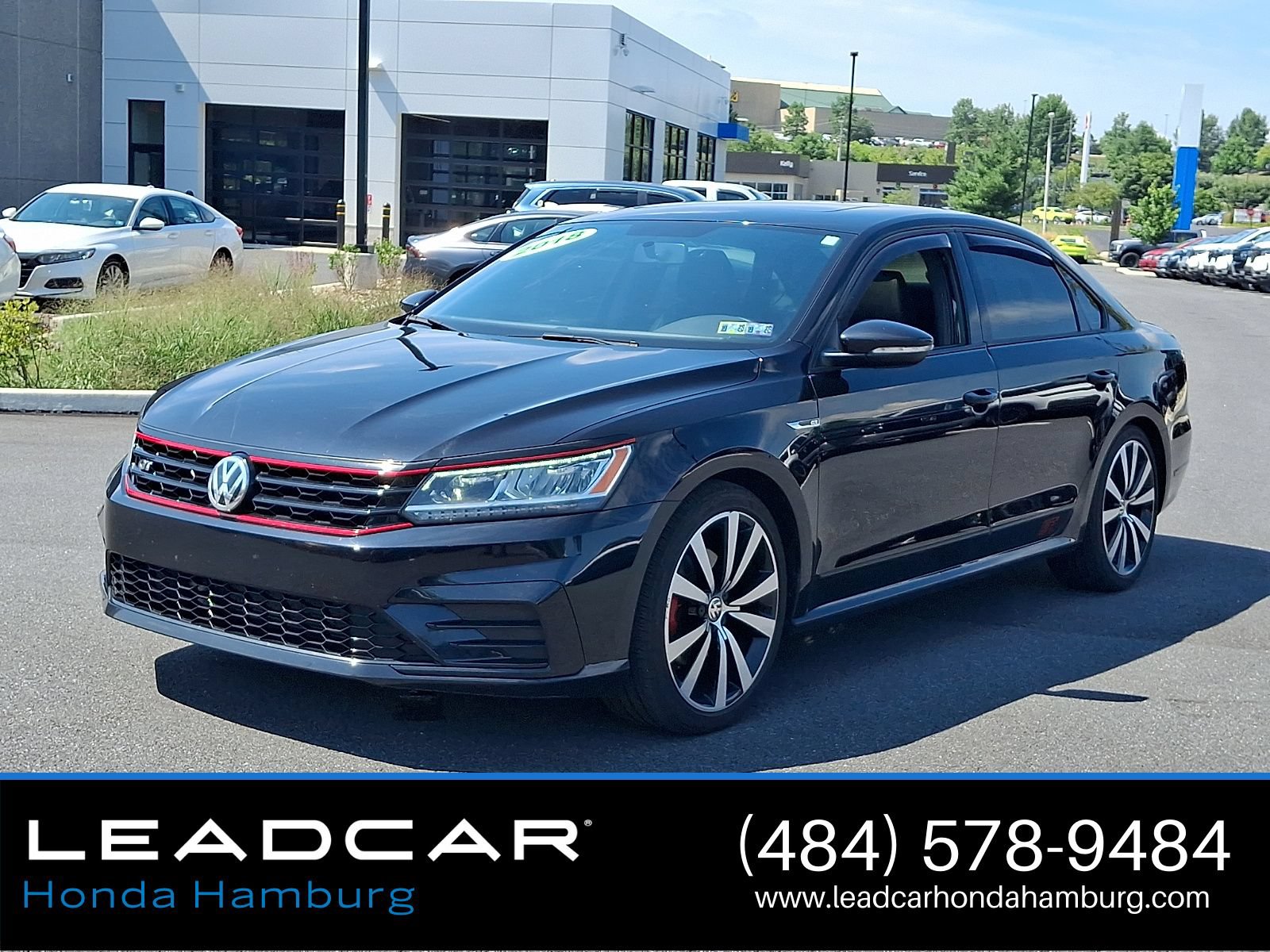 Used 2018 Volkswagen Passat 3.6 FWD image 3