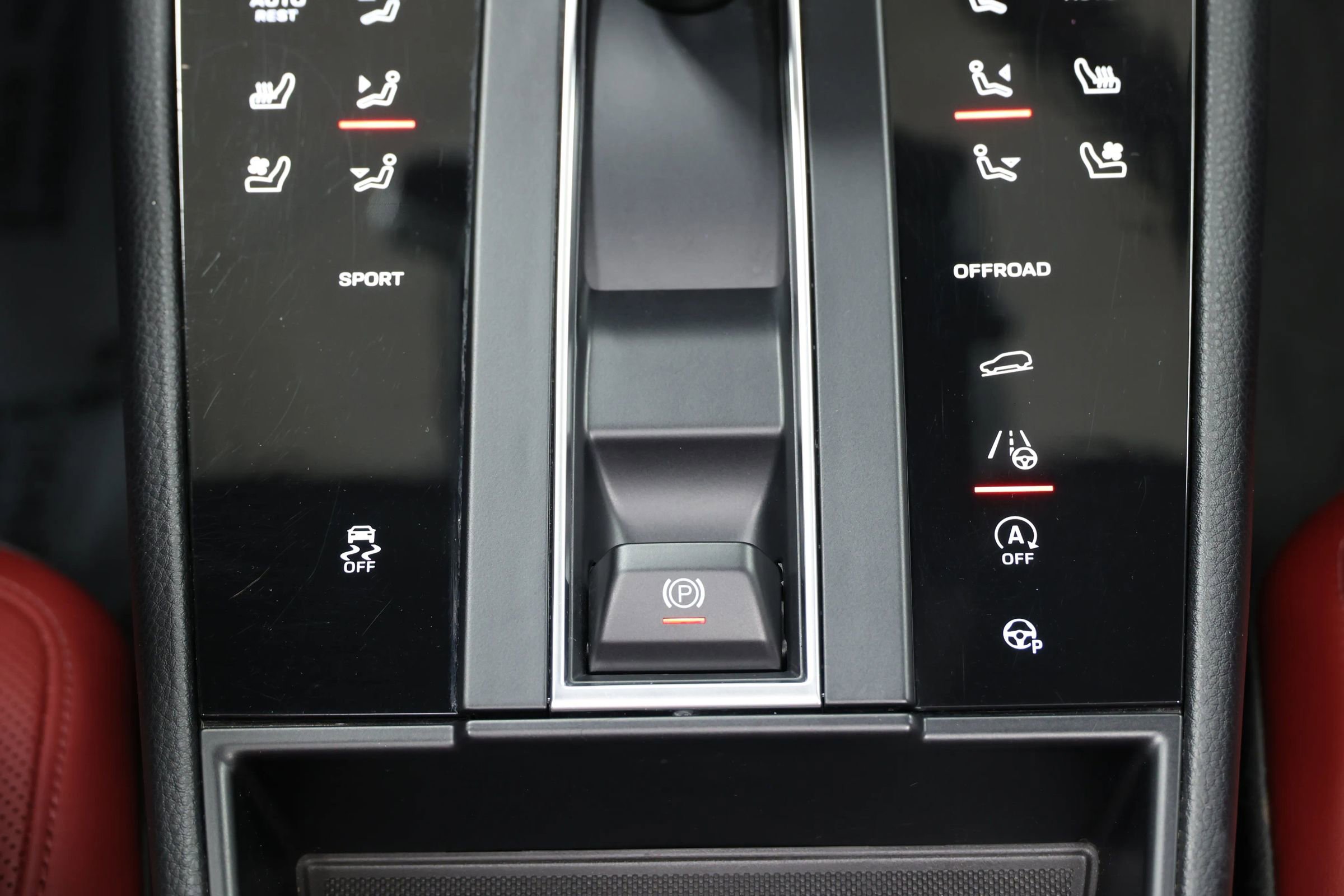 Used 2022 Porsche Macan image 36