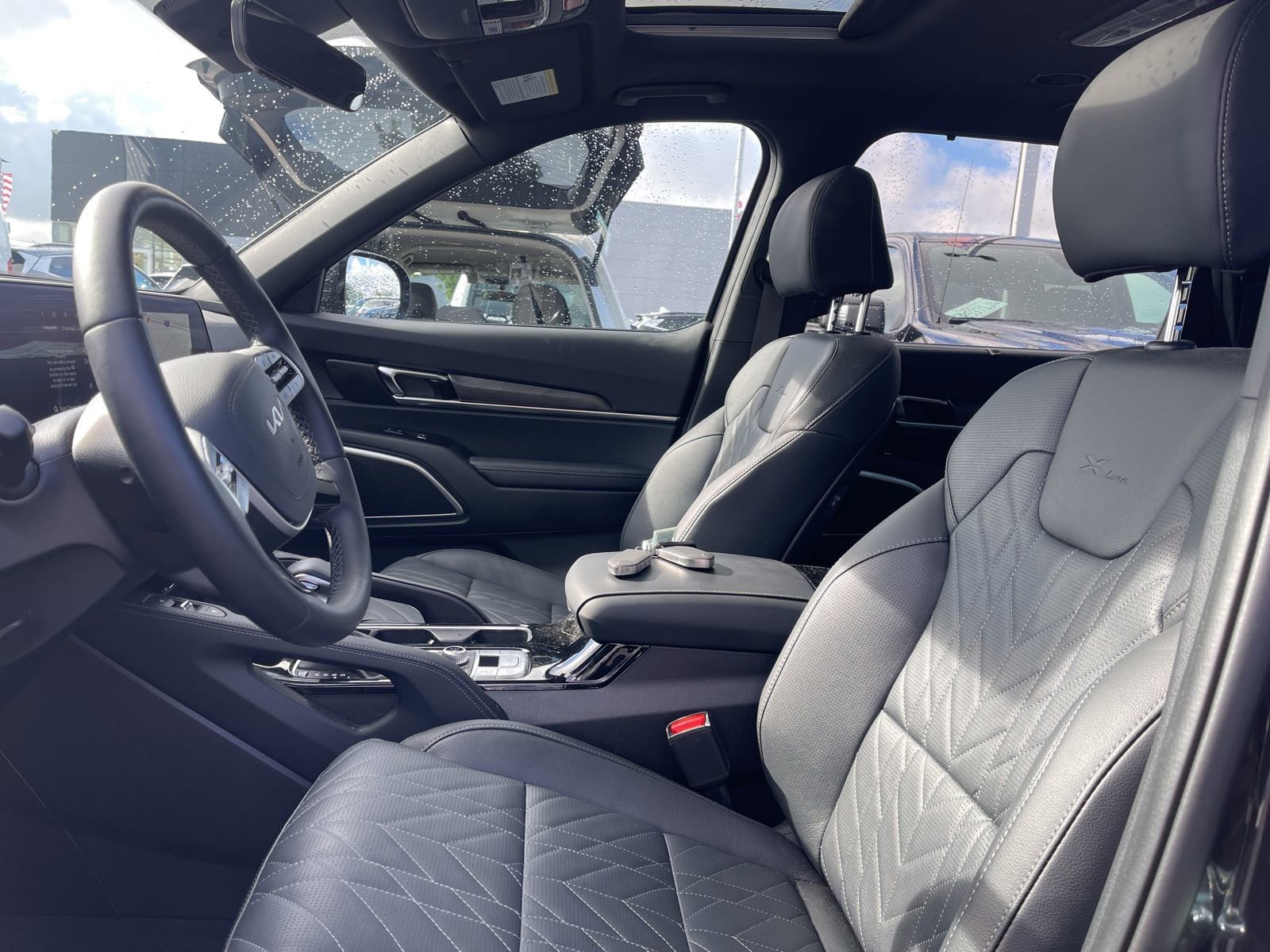Used 2025 Kia Telluride SX X-Line image 5