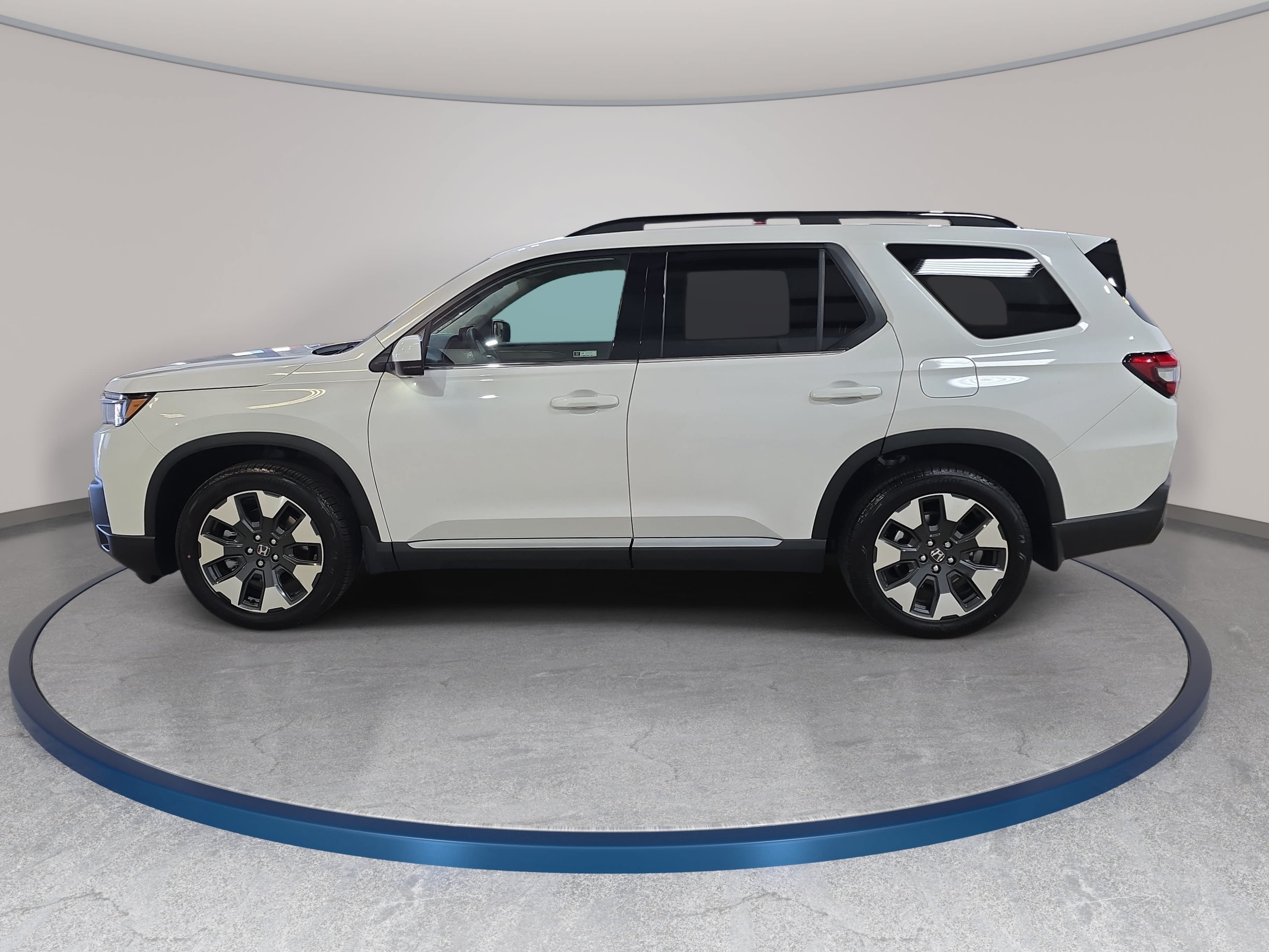 New 2026 Honda Pilot Elite image 9