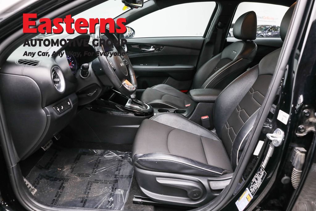 Used 2023 Kia Forte GT-Line image 14