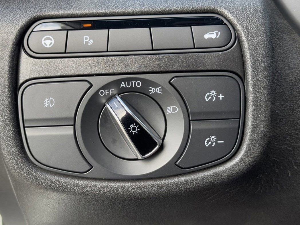 New 2025 INFINITI QX50 Sport image 19