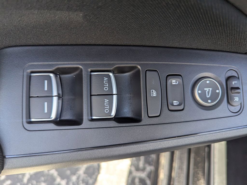 Used 2023 Honda Civic Sport image 14