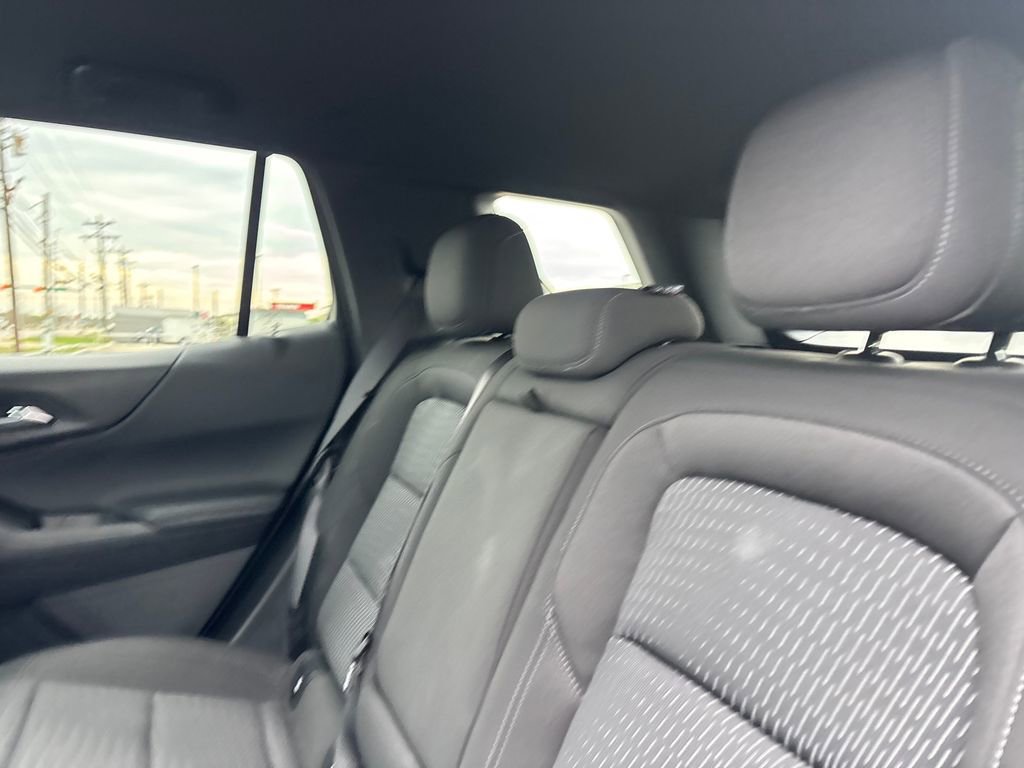 Used 2026 Chevrolet Equinox LT image 27