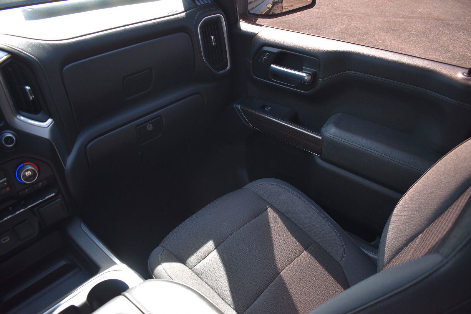 Used 2019 Chevrolet Silverado 1500 RST w/ All-Star Edition AWD/4WD image 21