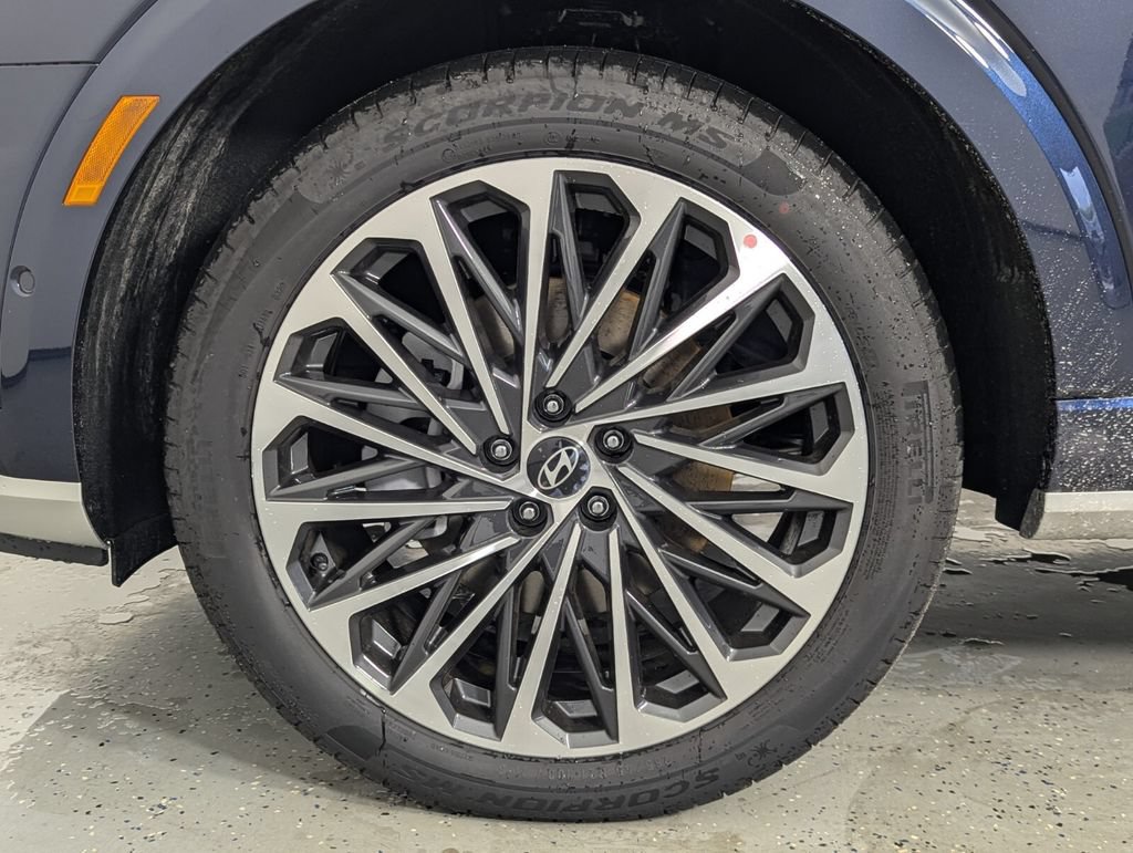 New 2026 Hyundai Palisade Calligraphy FWD image 8