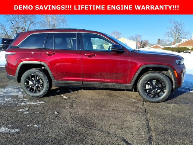 New 2026 Jeep Grand Cherokee Altitude AWD/4WD image 8