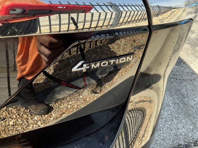 Used 2025 Volkswagen Atlas SE image 9