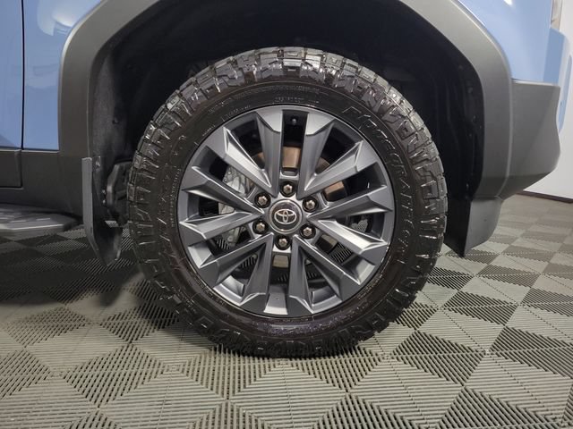Used 2026 Toyota Land Cruiser w/ Premium Package AWD/4WD image 12