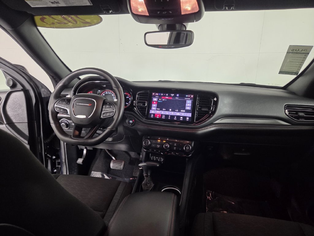 Used 2025 Dodge Durango GT w/ Blacktop Package AWD/4WD image 30