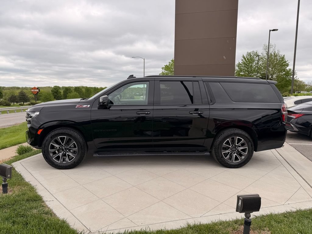Used 2024 Chevrolet Suburban Z71 w/ Off-Road Capability Package AWD/4WD image 5