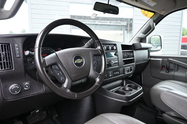 Used 2023 Chevrolet Express 3500 LS RWD image 21