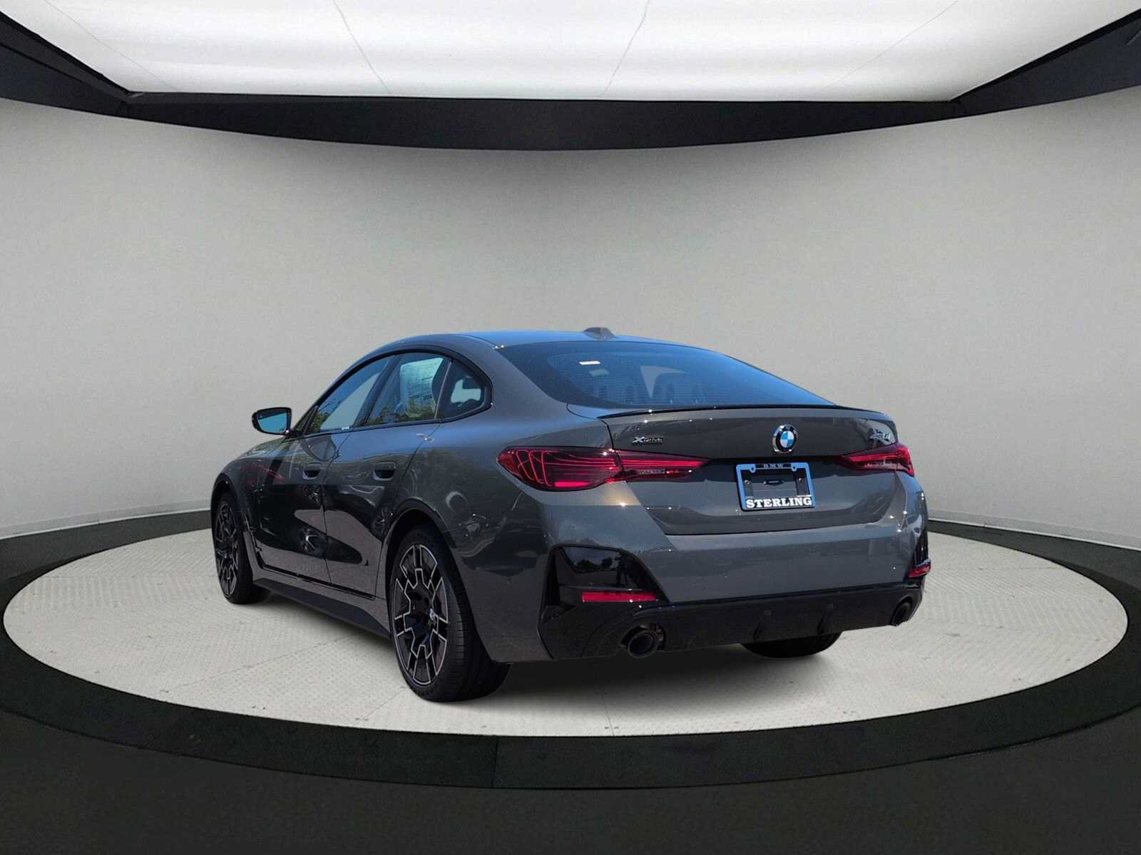 New 2026 BMW 430i xDrive w/ M Sport Package AWD/4WD image 6