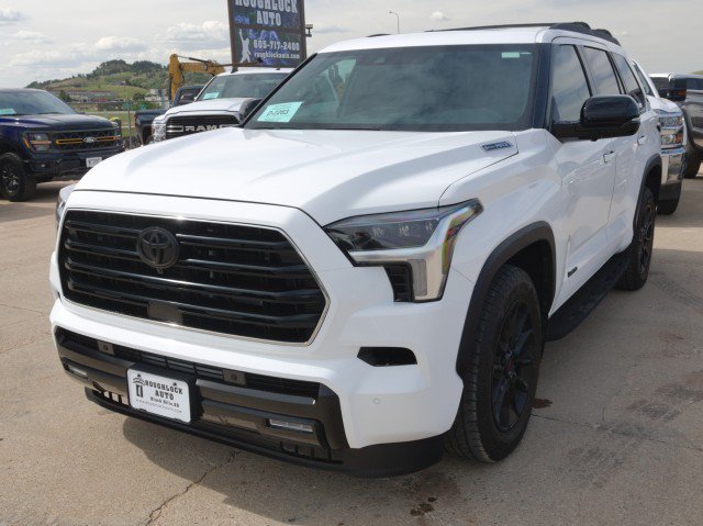 Used 2025 Toyota Sequoia Limited w/ TRD Off-Road Package AWD/4WD image 2