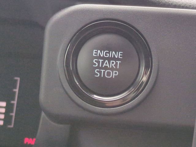 Used 2024 Toyota Tacoma SR5 image 32