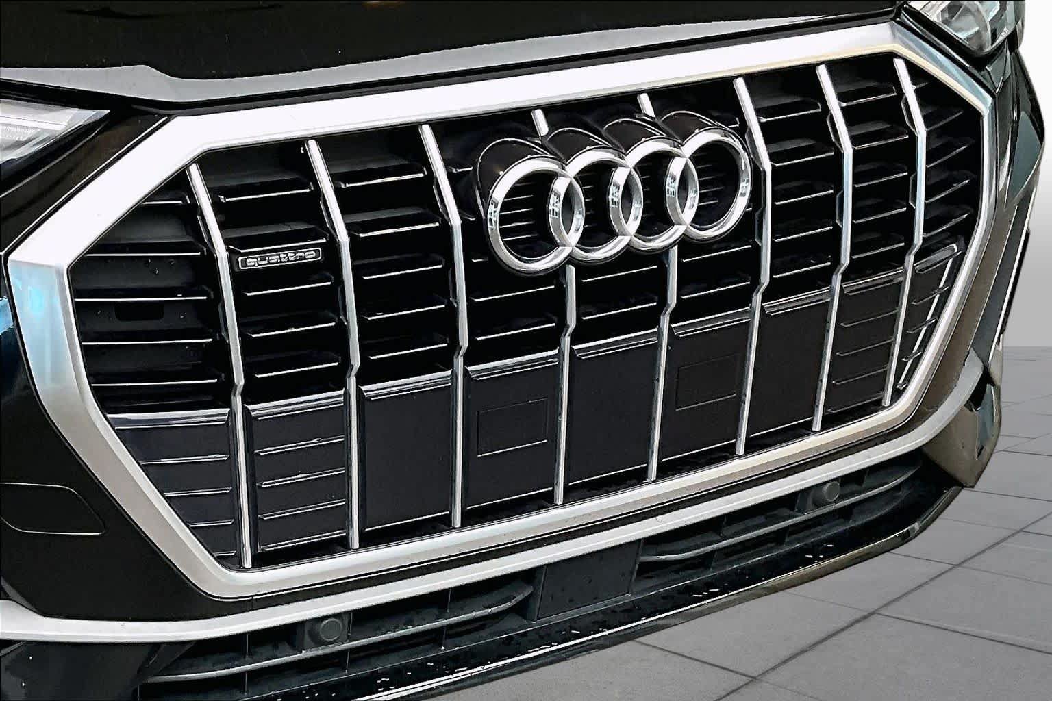 Used 2020 Audi Q3 2.0T Premium AWD/4WD image 32