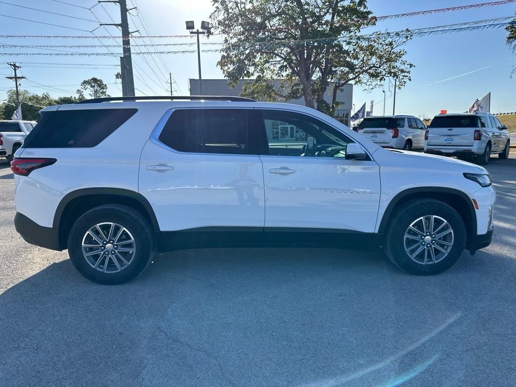 Used 2022 Chevrolet Traverse LT w/ LPO, Floor Liner Package FWD image 4