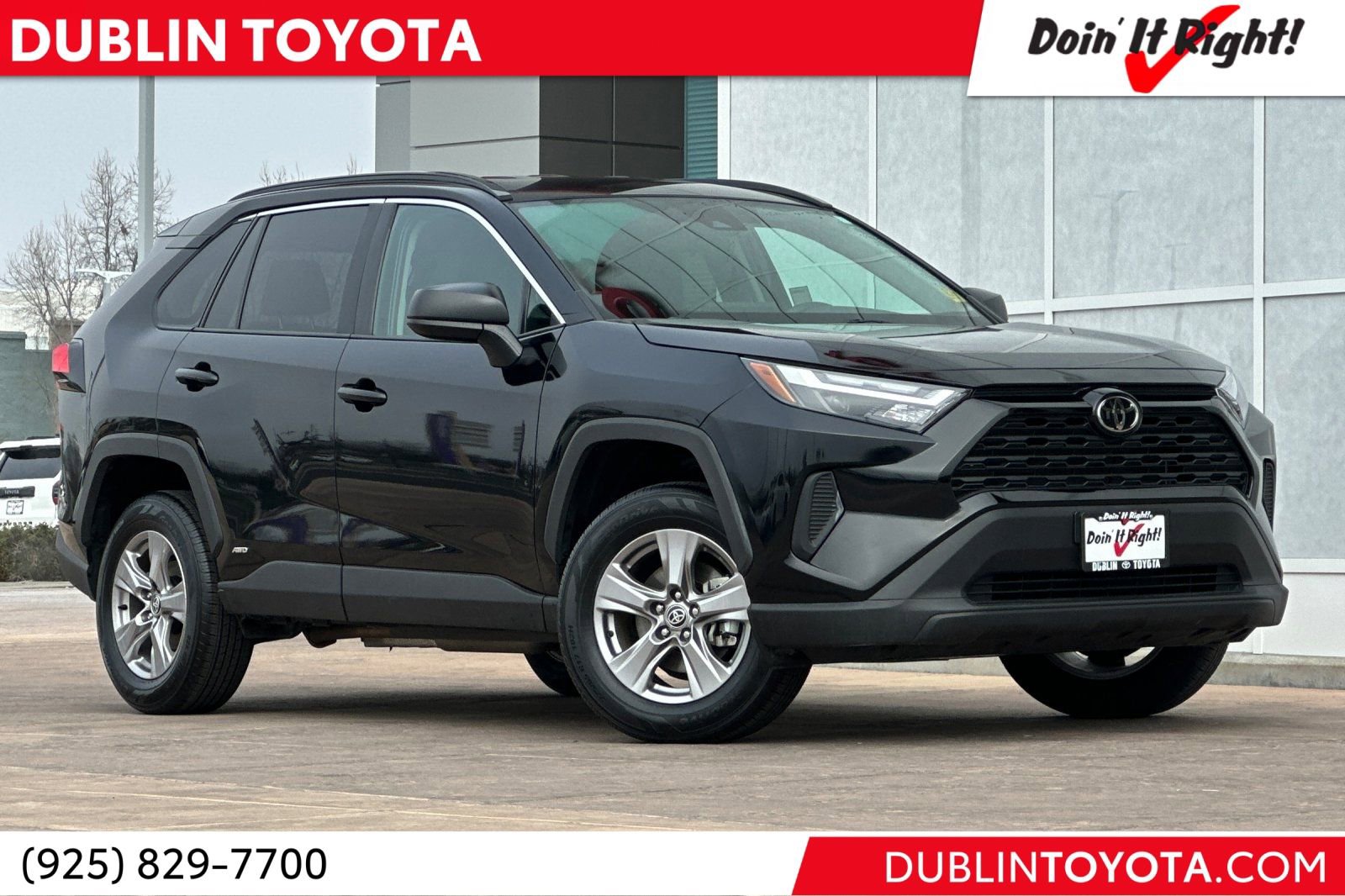 Certified 2025 Toyota RAV4 LE image 1